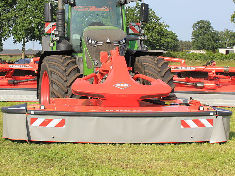 Diensten Landbouwmachines, Garage Ribbens Wuustwezel